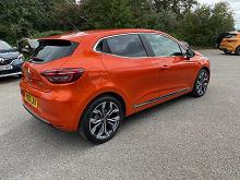 2020 20 Renault Clio 1.3 Tce 130 S Edition 5dr Edc Petrol Automatic In Orange