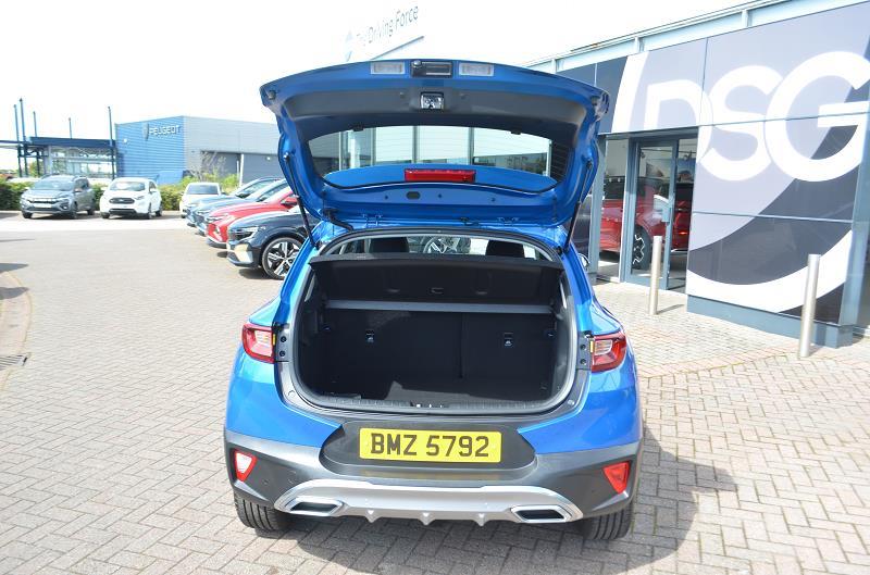 2023 73 Kia Stonic 1.0t Gdi 48v Gt-line S 5dr Dct Hybrid Electric Automatic In Blue