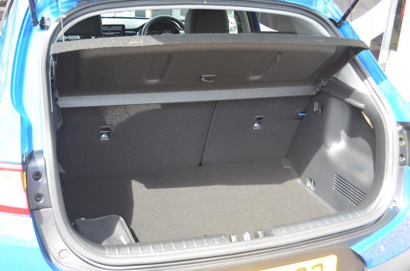 2023 73 Kia Stonic 1.0t Gdi 48v Gt-line S 5dr Dct Hybrid Electric Automatic In Blue