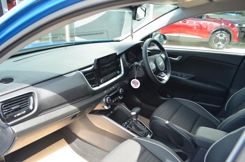 2023 73 Kia Stonic 1.0t Gdi 48v Gt-line S 5dr Dct Hybrid Electric Automatic In Blue