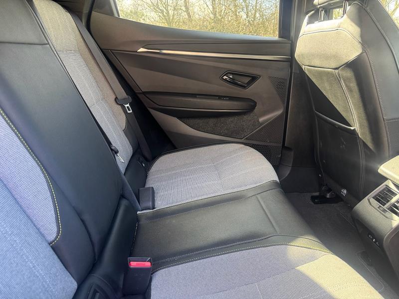 2024 74 Renault Megane E-tech Ev60 160kw Techno Comfort Range 60kwh 5dr Auto Electric Automatic In Midnight Blue