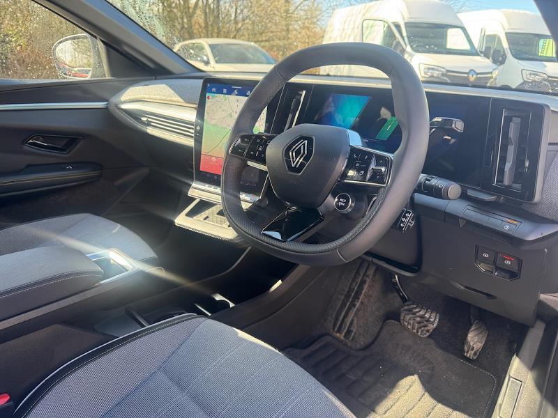 2024 74 Renault Megane E-tech Ev60 160kw Techno Comfort Range 60kwh 5dr Auto Electric Automatic In Midnight Blue