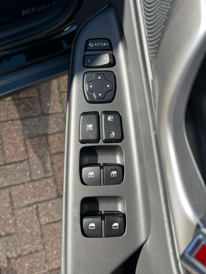2023 73 Hyundai Kona 150kw Ultimate 64kwh 5dr Auto Electric Automatic In Black