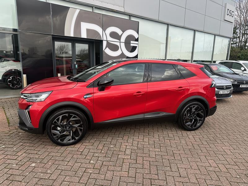 2025 25 Renault Symbioz 1.6 E-tech Fhev 145 Iconic Esprit Alpine 5dr Auto Hybrid Electric Automatic In Flame Red