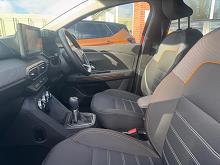 2022 72 Dacia Sandero Stepway 1.0 Tce Prestige 5dr Cvt Petrol Automatic In Red