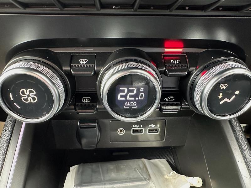 2024 24 Renault Clio 1.6 E-tech Full Hybrid 145 Esprit Alpine 5dr Auto Hybrid Electric Automatic In Grey