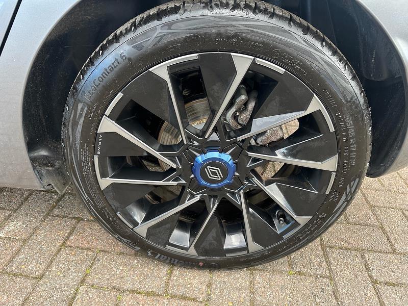 2024 24 Renault Clio 1.6 E-tech Full Hybrid 145 Esprit Alpine 5dr Auto Hybrid Electric Automatic In Grey