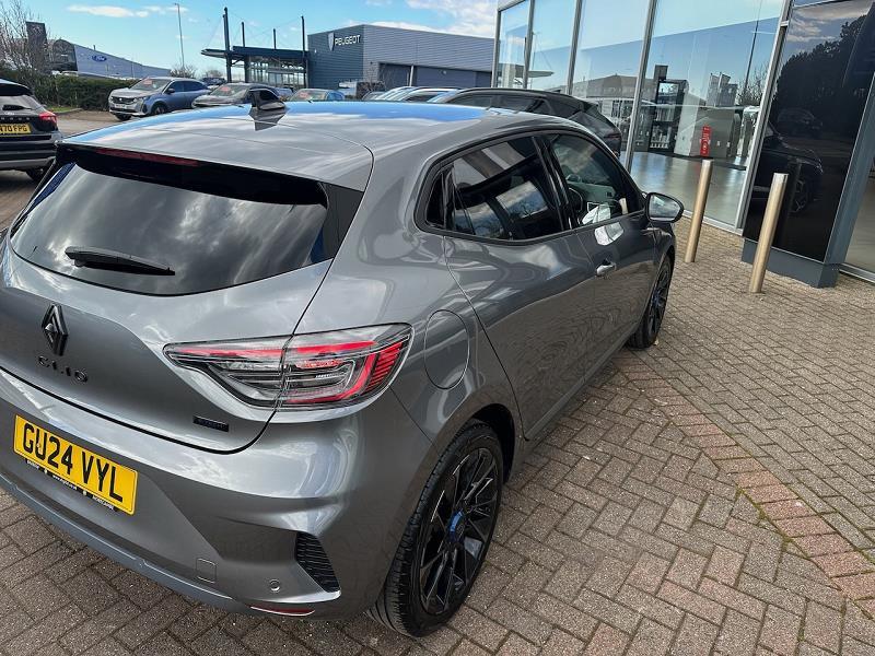 2024 24 Renault Clio 1.6 E-tech Full Hybrid 145 Esprit Alpine 5dr Auto Hybrid Electric Automatic In Grey