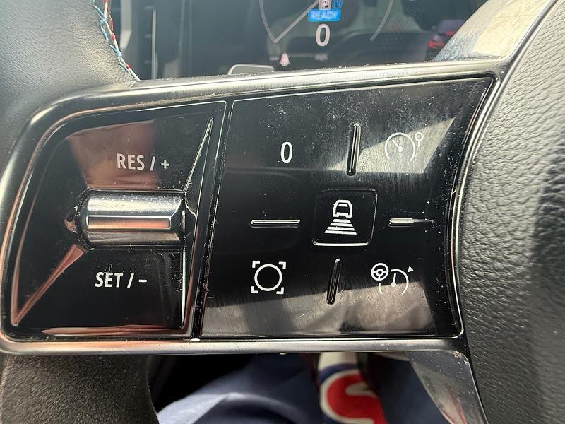 2023 73 Renault Austral E-tech Fhev Techno Esprit Alpine 5dr Auto Hybrid Electric Automatic In Grey/black