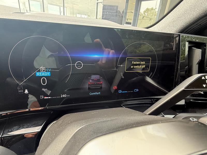 2023 73 Renault Austral E-tech Fhev Techno Esprit Alpine 5dr Auto Hybrid Electric Automatic In Grey/black