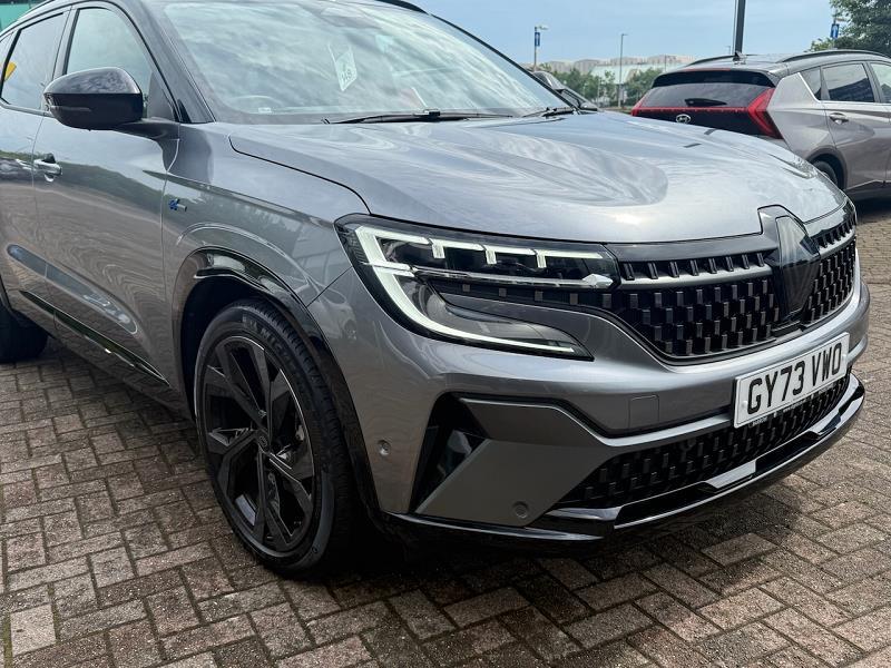 2023 73 Renault Austral E-tech Fhev Techno Esprit Alpine 5dr Auto Hybrid Electric Automatic In Grey/black