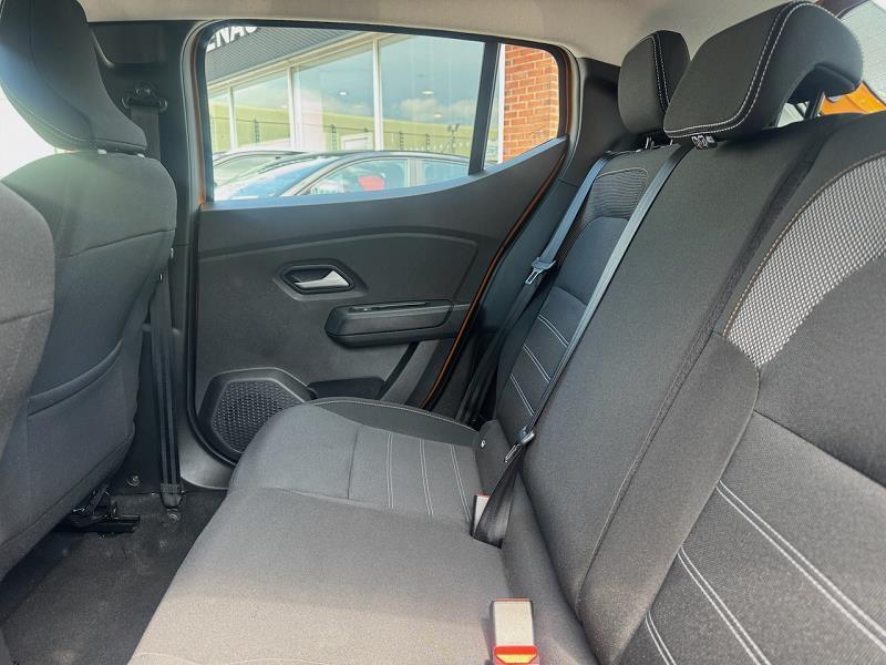 2023 73 Dacia Sandero Stepway 1.0 Tce Bi-fuel Expression 5dr Lpg Petrol Manual In Desert Orange