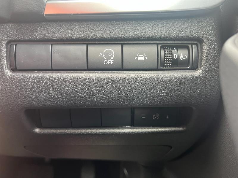 2022 72 Nissan Qashqai 1.3 Dig-t Mh 158 Acenta Premium 5dr Xtronic Hybrid Electric Automatic In Silver