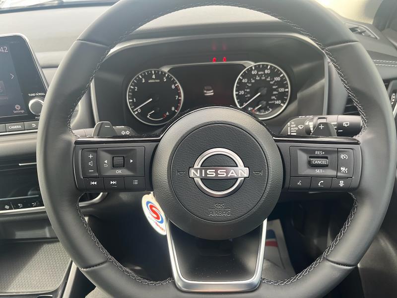 2022 72 Nissan Qashqai 1.3 Dig-t Mh 158 Acenta Premium 5dr Xtronic Hybrid Electric Automatic In Silver