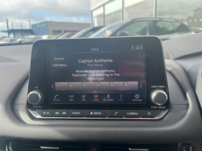 2022 72 Nissan Qashqai 1.3 Dig-t Mh 158 Acenta Premium 5dr Xtronic Hybrid Electric Automatic In Silver