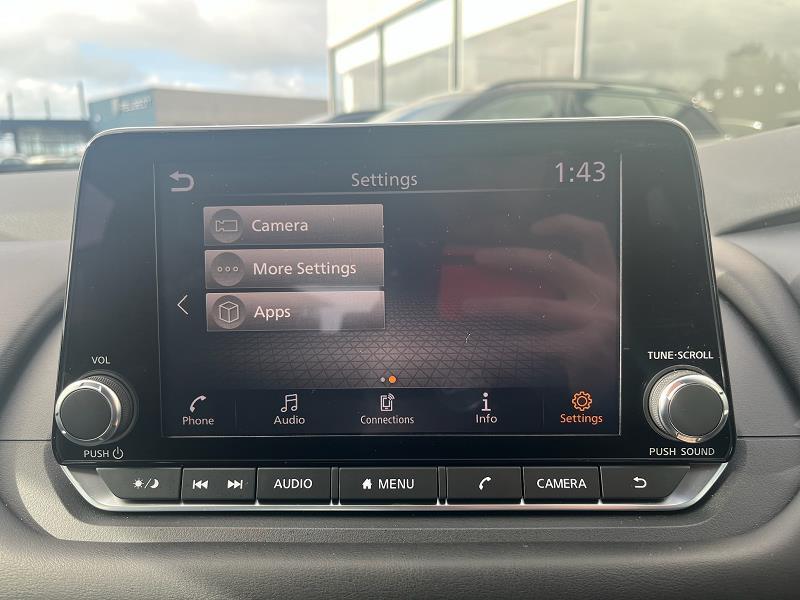 2022 72 Nissan Qashqai 1.3 Dig-t Mh 158 Acenta Premium 5dr Xtronic Hybrid Electric Automatic In Silver