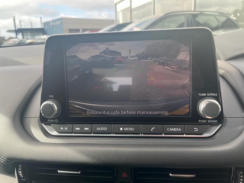 2022 72 Nissan Qashqai 1.3 Dig-t Mh 158 Acenta Premium 5dr Xtronic Hybrid Electric Automatic In Silver
