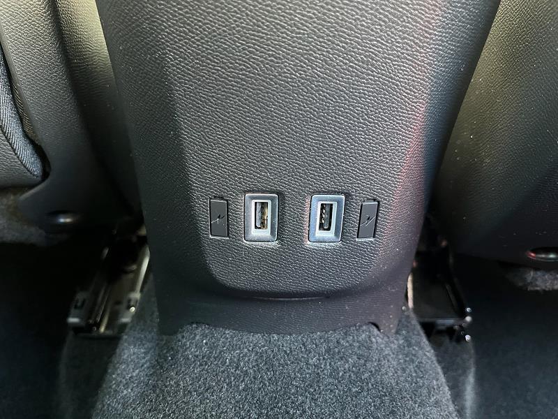2022 22 Vauxhall Mokka 1.2 Turbo Sri Premium 5dr Petrol Manual In White
