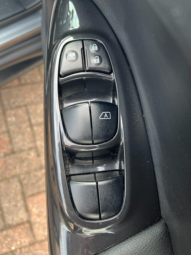 2017 17 Nissan Juke Tekna Dci Diesel Manual In Grey