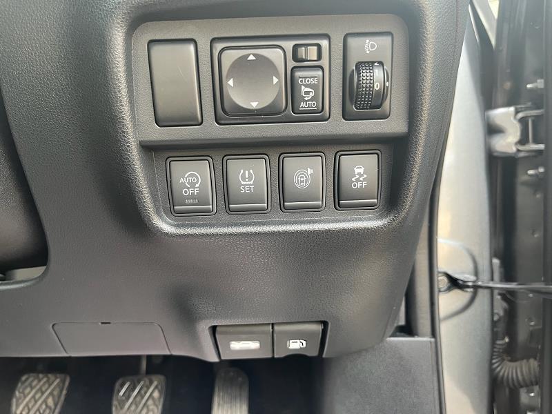 2017 17 Nissan Juke Tekna Dci Diesel Manual In Grey