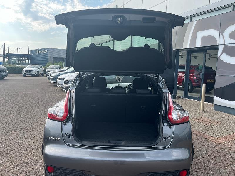 2017 17 Nissan Juke Tekna Dci Diesel Manual In Grey