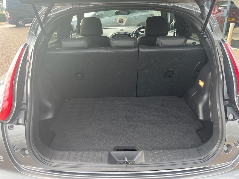 2017 17 Nissan Juke Tekna Dci Diesel Manual In Grey