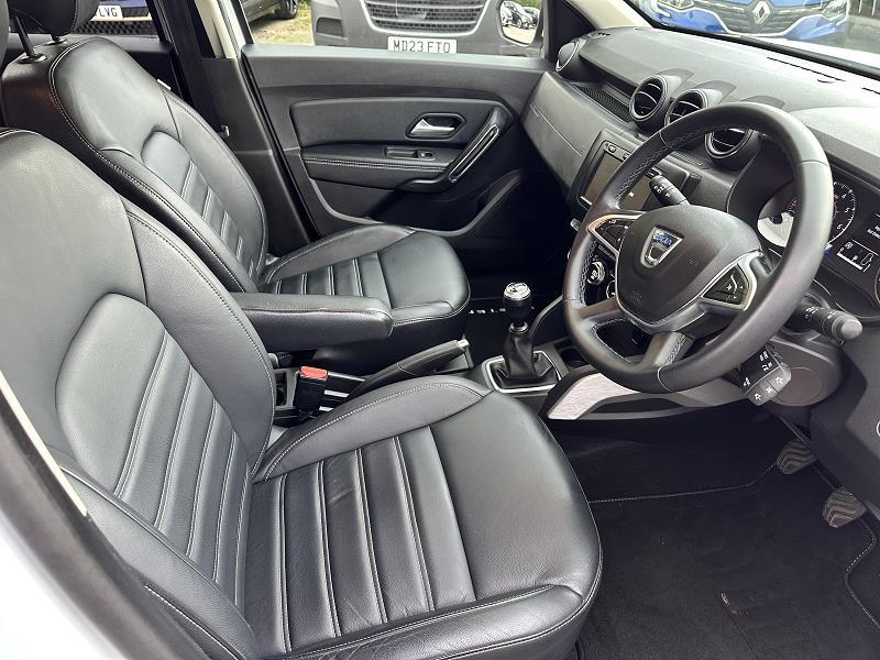 2021 21 Dacia Duster 1.3 Tce 150 Prestige 5dr Petrol Manual In White