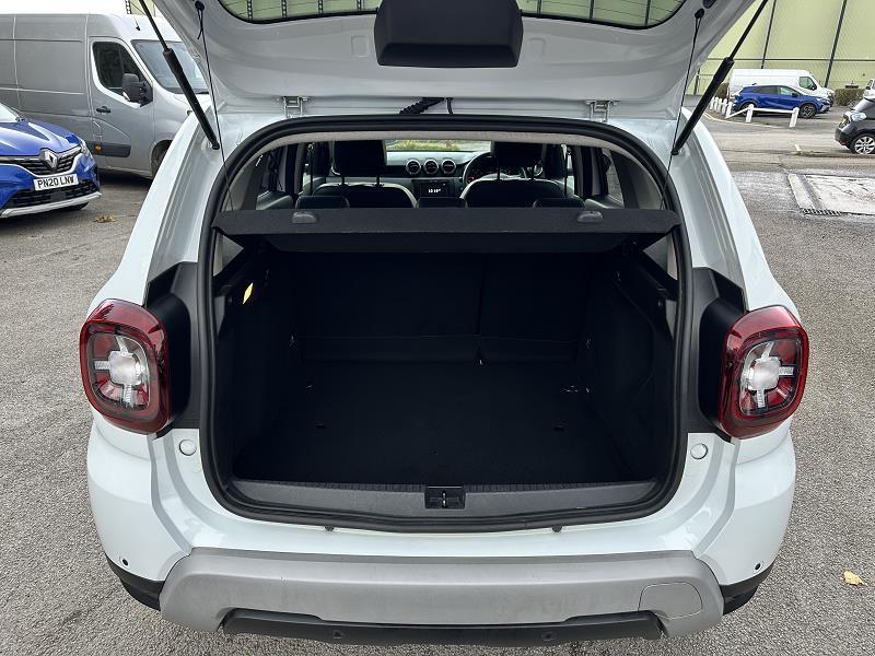 2021 21 Dacia Duster 1.3 Tce 150 Prestige 5dr Petrol Manual In White