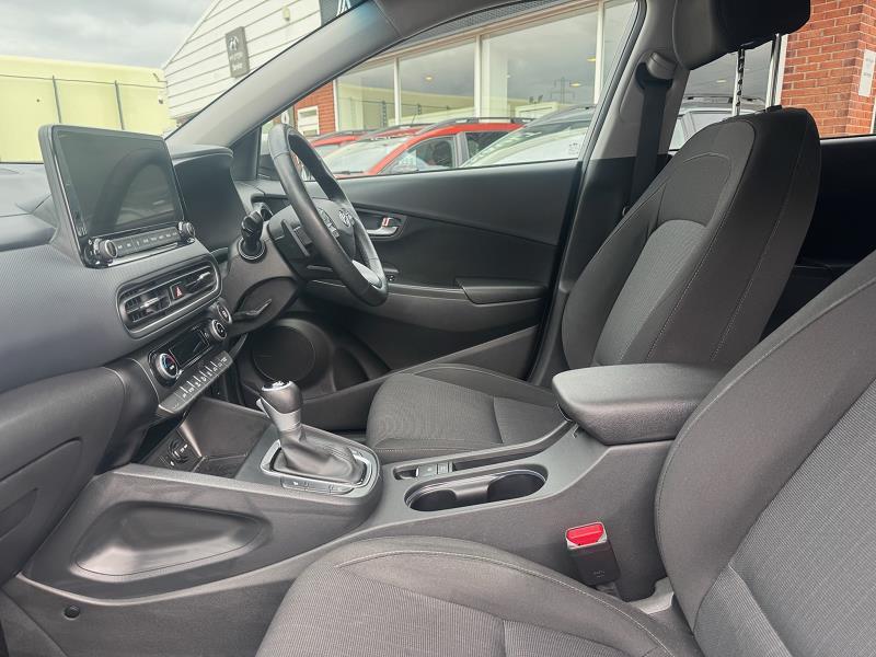 2022 72 Hyundai Kona 1.6 Gdi Hybrid Premium 5dr Dct Hybrid Petrol Automatic In Cyber Grey