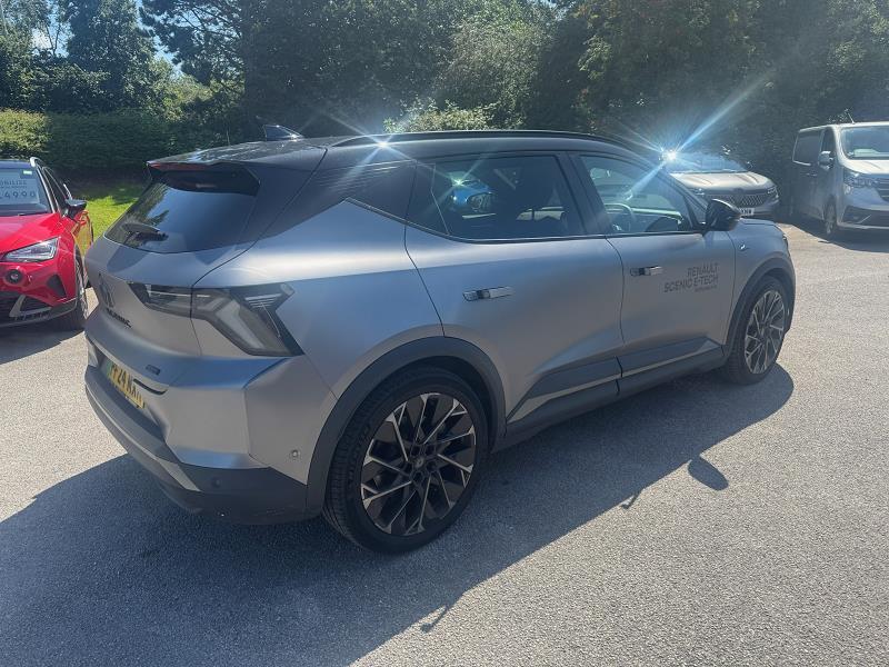 2024 24 Renault Scenic E-tech 160kw Esprit Alpine 87kwh Long Range 5dr Auto Electric Automatic In Matte Shadow Grey/diamond Black Roof