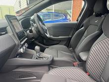 2025 25 Renault Clio 1.6 E-tech Full Hybrid 145 Esprit Alpine 5dr Auto Hybrid Petrol Automatic In Diamond Black