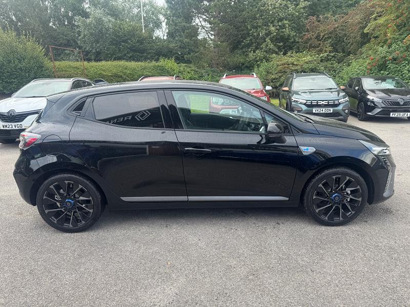2025 25 Renault Clio 1.6 E-tech Full Hybrid 145 Esprit Alpine 5dr Auto Hybrid Petrol Automatic In Diamond Black