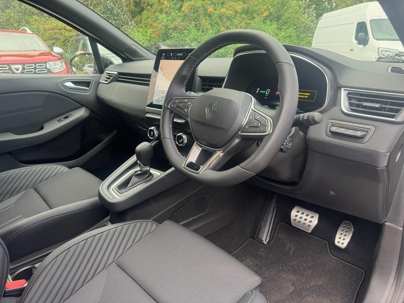 2025 25 Renault Clio 1.6 E-tech Full Hybrid 145 Esprit Alpine 5dr Auto Hybrid Petrol Automatic In Diamond Black