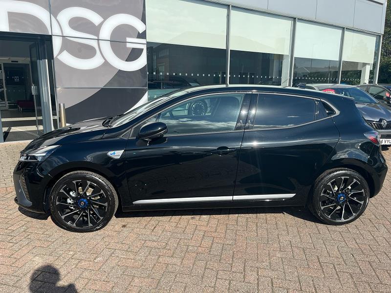 2025 25 Renault Clio 1.6 E-tech Full Hybrid 145 Esprit Alpine 5dr Auto Hybrid Petrol Automatic In Diamond Black