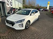 2022 71 Hyundai Ioniq 1.6 Gdi Hybrid Premium Se 5dr Dct  Manual In Polar White