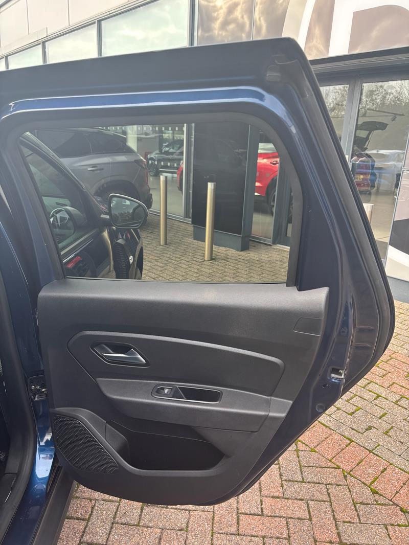 2019 19 Dacia Duster 1.6 Sce Prestige 5dr Petrol Manual In Cosmos Blue
