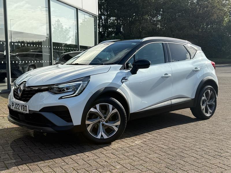 2022 22 Renault Captur 1.3 Tce 140 R.s. Line 5dr Edc Petrol Automatic In White With Black Roof
