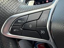 2022 22 Renault Captur 1.3 Tce 140 R.s. Line 5dr Edc Petrol Automatic In White With Black Roof