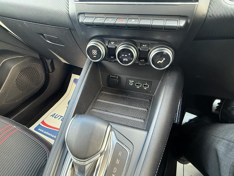 2022 22 Renault Captur 1.3 Tce 140 R.s. Line 5dr Edc Petrol Automatic In White With Black Roof