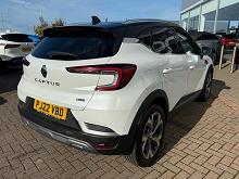 2022 22 Renault Captur 1.3 Tce 140 R.s. Line 5dr Edc Petrol Automatic In White With Black Roof