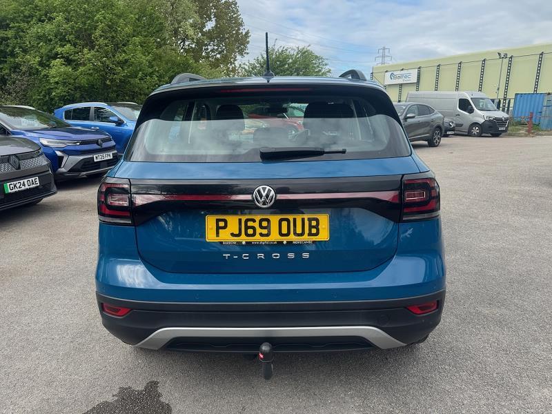 2020 69 Volkswagen T-cross 1.0 Tsi 115 Se 5dr Dsg Petrol Automatic In Blue