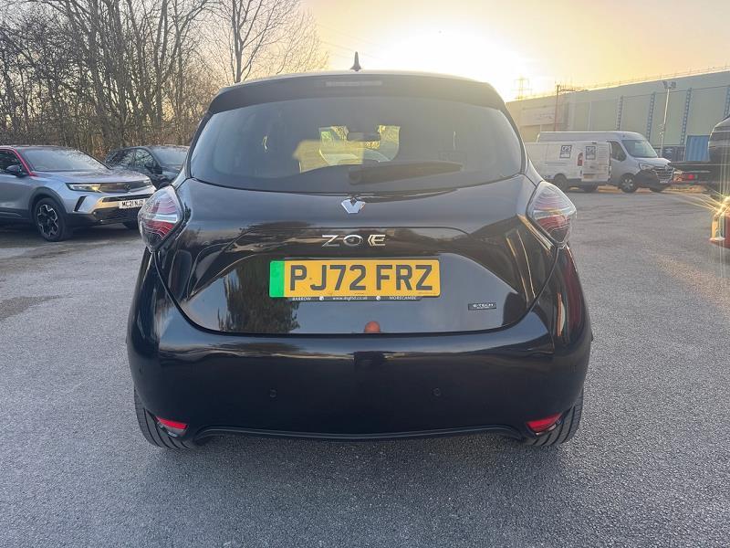 2022 72 Renault Zoe 100kw Iconic R135 50kwh Boost Charge 5dr Auto Electric Automatic In Diamond Black