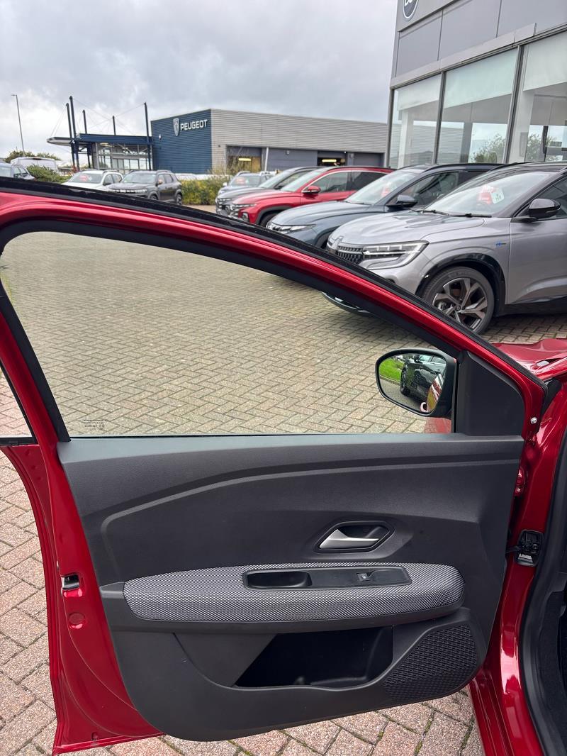 2023 73 Dacia Sandero 1.0 Tce Expression 5dr Petrol Manual In Fusion Red