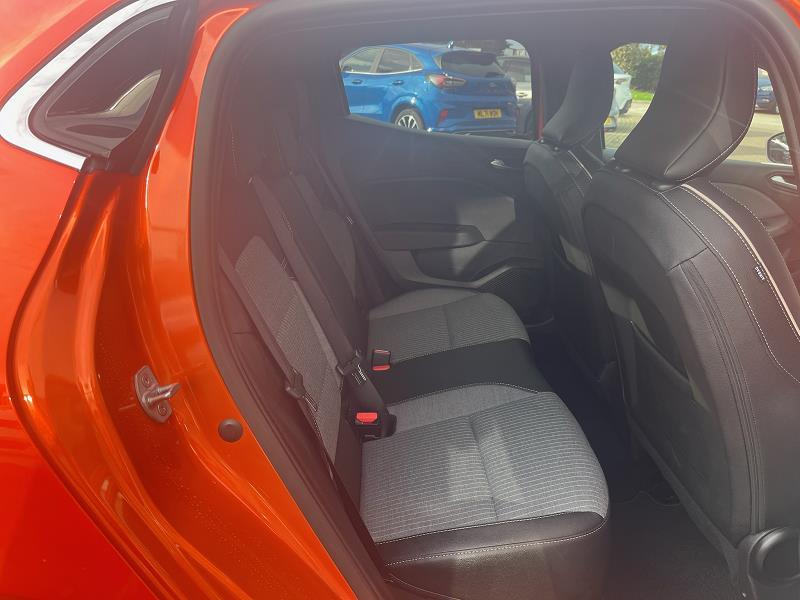 2025 25 Renault Clio 1.0 Tce 90 Techno 5dr Petrol Manual In Valencia Orange