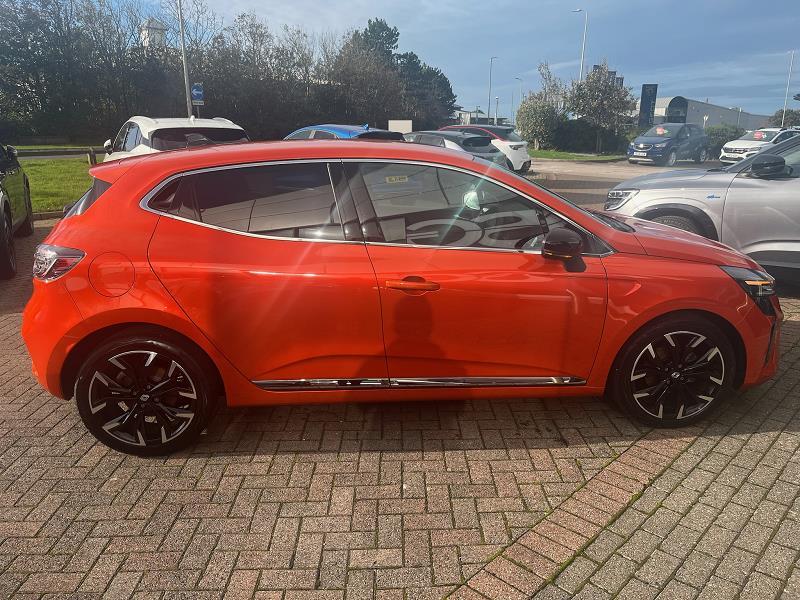 2025 25 Renault Clio 1.0 Tce 90 Techno 5dr Petrol Manual In Valencia Orange