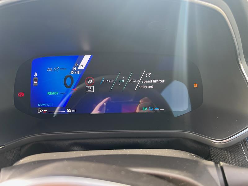 2025 25 Renault Symbioz 1.6 E-tech Fhev 145 Techno Esprit Alpine 5dr Auto Hybrid Petrol Automatic In Oyster Grey