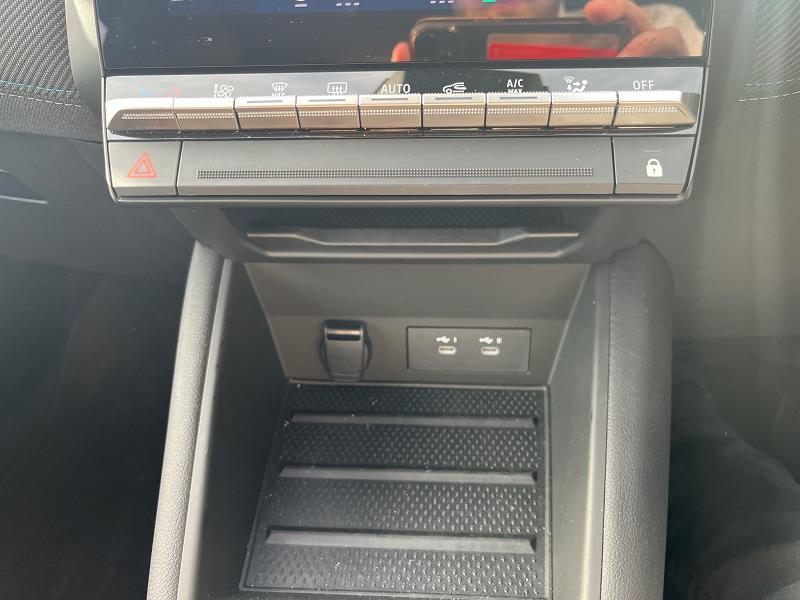 2025 25 Renault Symbioz 1.6 E-tech Fhev 145 Techno Esprit Alpine 5dr Auto Hybrid Petrol Automatic In Oyster Grey