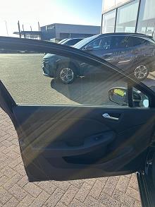 2021 71 Renault Clio 1.0 Tce 90 Lutecia Se 5dr Petrol Manual In Diamond Black