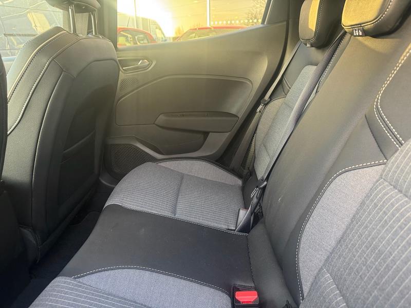 2024 74 Renault Clio 1.6 E-tech Full Hybrid 145 Techno 5dr Auto Hybrid Petrol Automatic In Shadow Grey