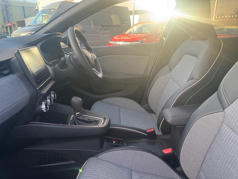 2024 74 Renault Clio 1.6 E-tech Full Hybrid 145 Techno 5dr Auto Hybrid Petrol Automatic In Diamond Black
